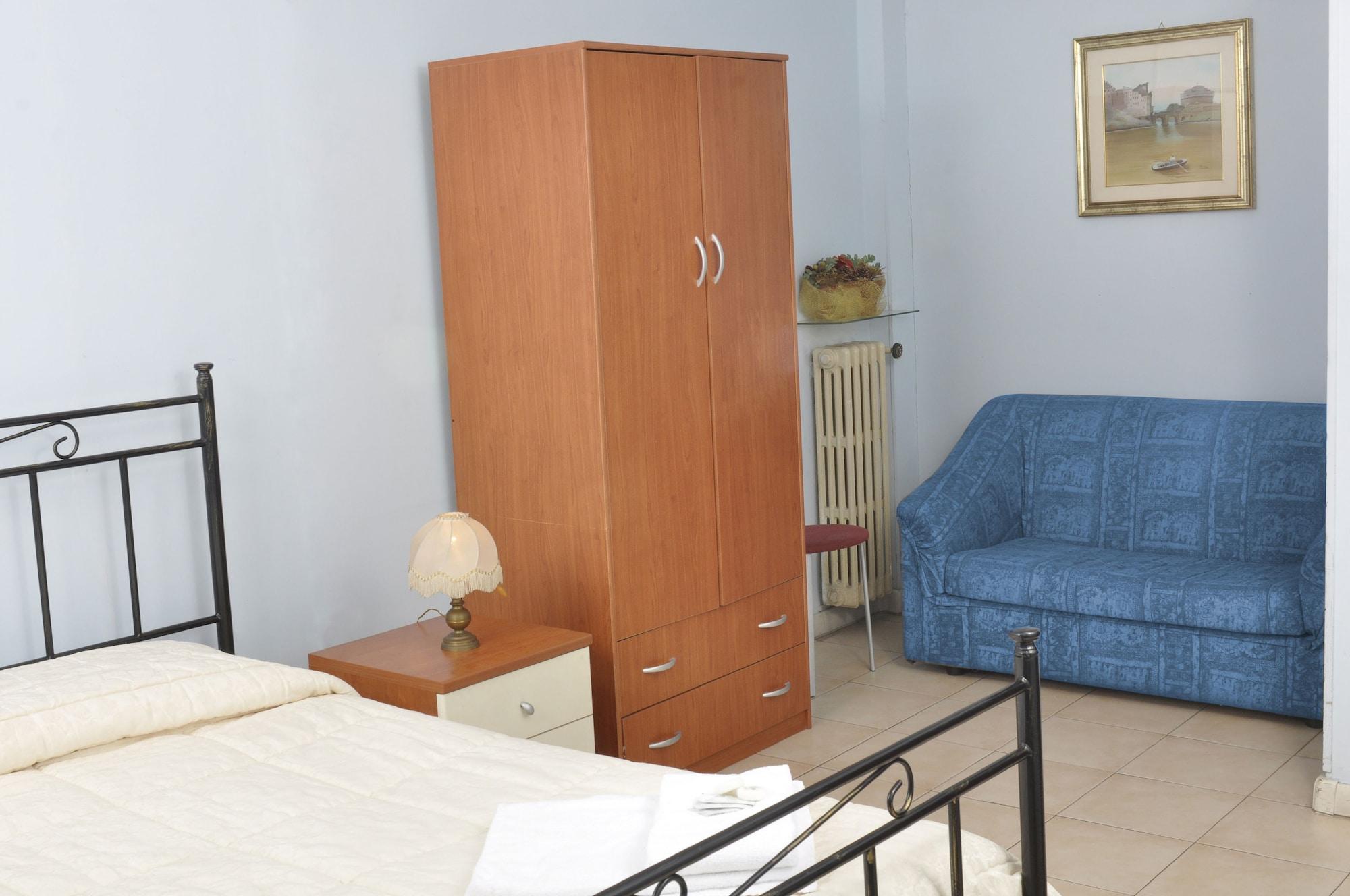 Casa de hóspedes Gialel 3*