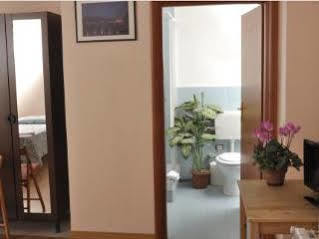 Casa de hóspedes Gialel 3*